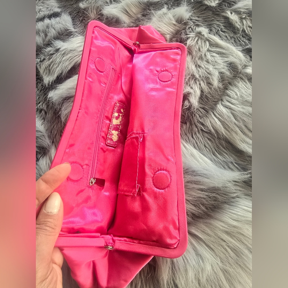 Express Clutch - Picture 10 of 17